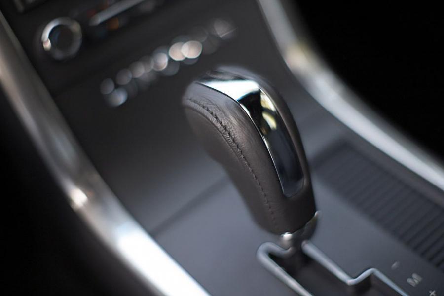  Lincoln MKS 2008 года  (фото 117 из 284)